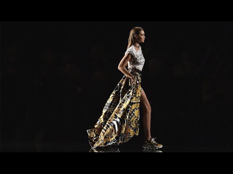Versace | Pre-Fall 2019 | Full Show