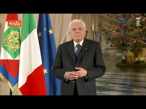 Mattarella: «Buon Anno a tutti, uniti siamo forti»