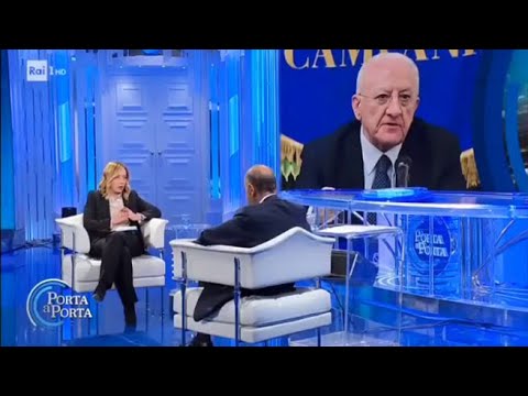 Meloni contro De Luca: «In Campania fondi usati per la sagra della zampogna e dello scazzatiello»