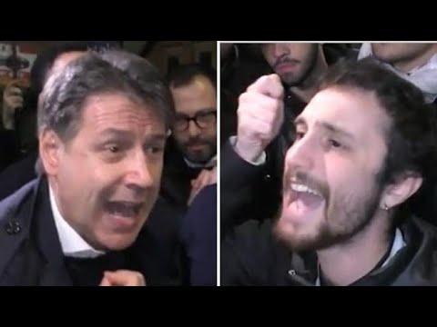 Conte contestato al presidio degli studenti in piazza a Roma: «Quando eri al governo, ci hanno…