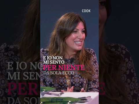 Valentina De Santis si racconta nel quinto episodio di «A Capotavola» #shorts #cucina