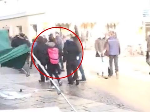 Caso Salis, il video dell’assalto al gazebo della Lega che la scagiona: «Non partecipò…