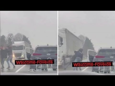 Si prendono a pugni in mezzo alla strada e non vedono arrivare il tir. Sfiorata la tragedia