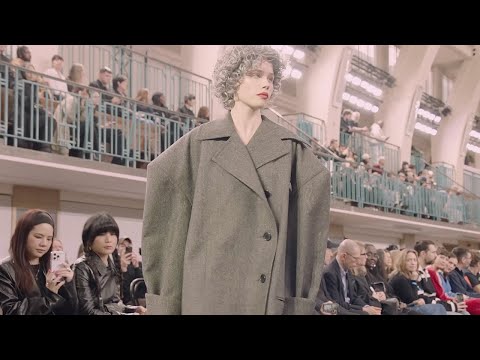 J.W.Anderson | Fall Winter 2024/2025 | Full Show