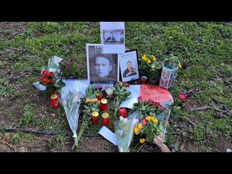 Navalny, a Milano l’omaggio al dissidente nel giardino Politkovskaja