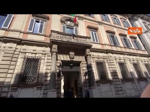 Palazzo Grazioli (già dimora di Berlusconi) diventa sede stampa estera, l’arrivo di Mattarella