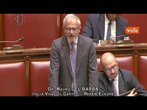 Salvini si siede vicino a Meloni alla Camera, Faraone: “Bacio, bacio!”