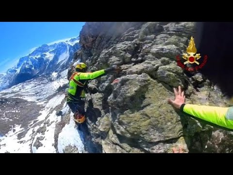 Cuneo, due escursionisti bloccati a 2200 metri: davanti a loro il vuoto. Lo spettacolare…