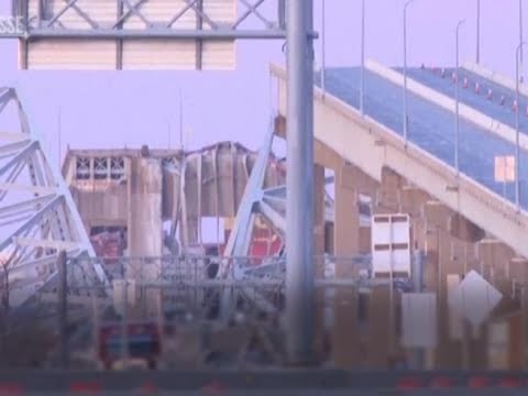 Il ponte di Baltimora si affaccia sul vuoto: così  il risveglio della città dopo il disastro