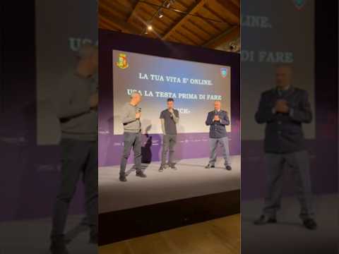 Fedez sull’odio sui social: «Serve uno SPID per identificare i profili» #shorts #news