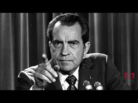Nixon, uomo del disgelo o del Watergate? «La storia a processo» al Teatro Filodrammatici di…