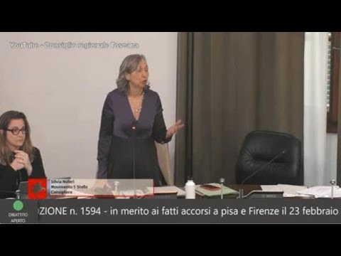 Manganellate a studenti, Silvia Noferi (M5s): «Sputi a polizia? Forse se li sono anche meritati»