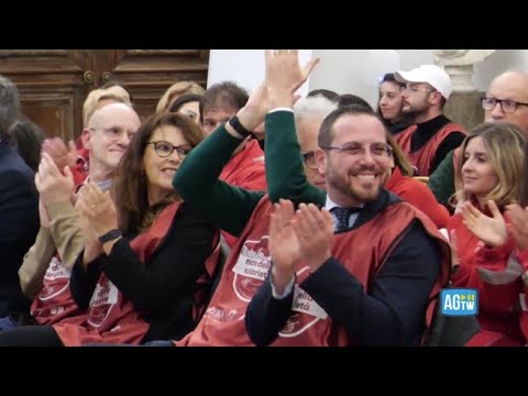 La ‘notte della solidarietà’ a Roma, 2mila volontari incontrano e censiscono i senzatetto