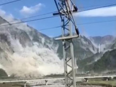 La frana provocata dal terremoto a Taiwan