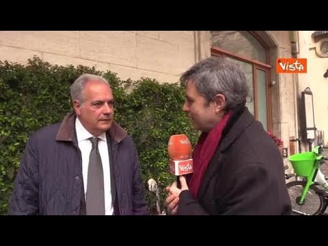 Ilaria Salis si candida con Avs alle Europee, il padre Roberto: “Mia figlia vuole processo giusto”