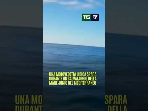 Una motovedetta libica spara durante un salvataggio della Mare Jonio nel #Mediterraneo