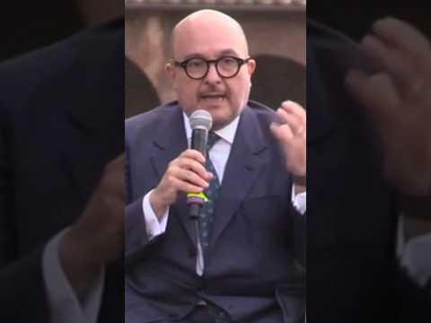 Il lapsus del ministro Sangiuliano: confonde Londra con New York #shorts #news