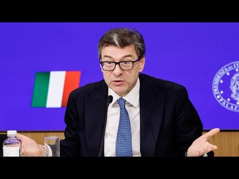 Giorgetti: «Le previsioni per la crescita economica sono state riviste al ribasso»