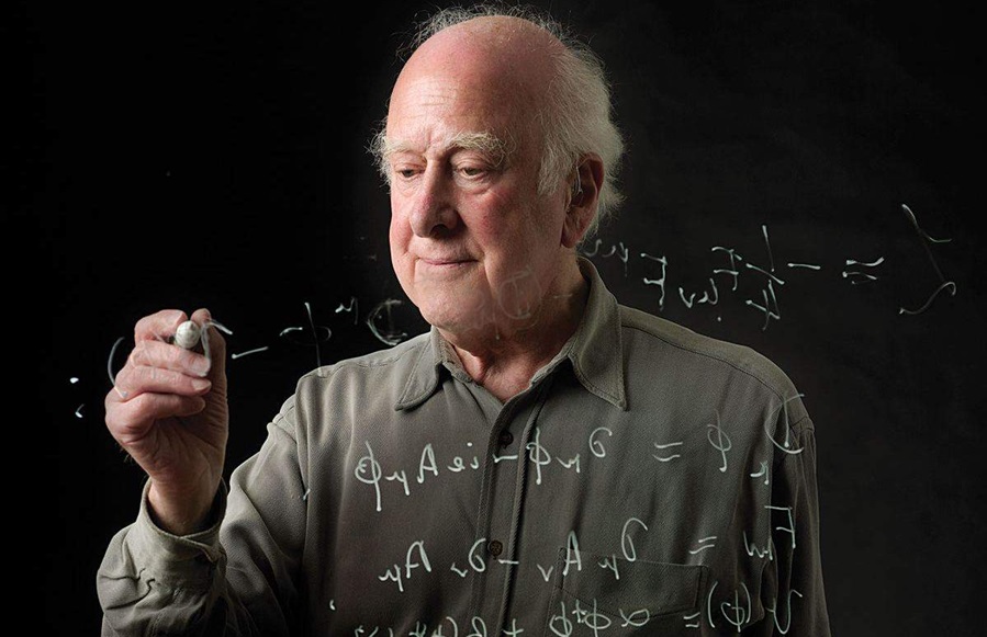 Bosone di Higgs, la particella di Dio – L’Independence Day americano – La fondazione della Ducati