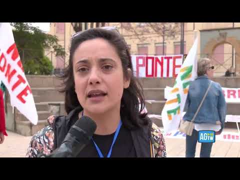 Ponte Stretto di Messina, i cittadini calabresi manifestano contro la realizzazione dell’opera