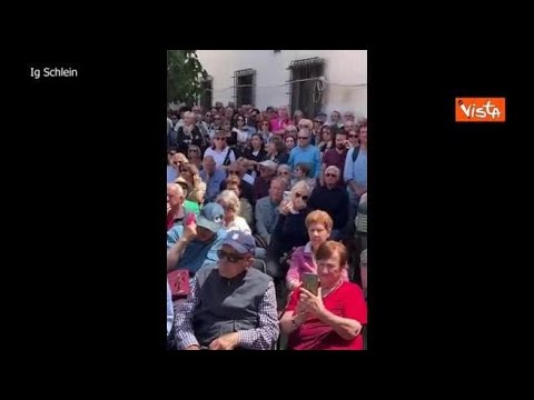 Schlein: “Non voglio più sentir parlare di ridurre il numero di stranieri nelle classi”