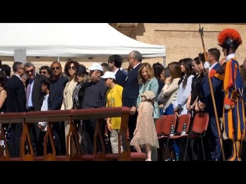 Giornata Mondiale Bambini, Meloni con la figlia Ginevra per la messa del Papa