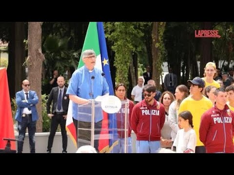 Caivano, Don Patriciello in napoletano alla Premier: «Giorgia ‘O vveco e nun ‘o crero»