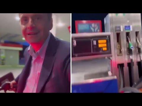 Calenda dal benzinaio: «Le vedete tutte quelle accise? Se andiamo in Europa…»