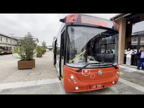 Ecco «Hydron», il mini autobus a impatto zero: è alimentato a cella combustibile a idrogeno
