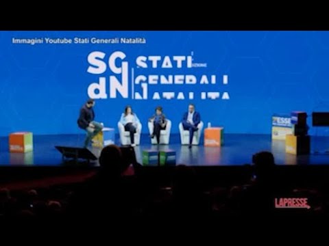 Stati Generali della natalità, Roccella contestata: «Vergogna»