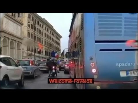 Roma, ladri scippano l’orologio a un’automobilista nel traffico con il trucco dello specchietto