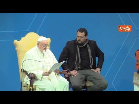 Denatalità, Papa Francesco: “Ai giovani dico non abbiate paura, andate controcorrente”