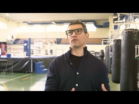 Dal ring alle scuole, l’ex campione di pugilato Emanuele Blandamura insegna agli studenti i val…