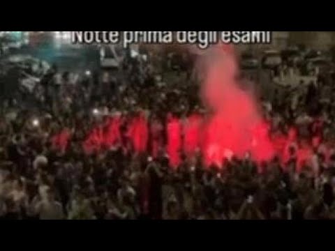 Maturità a Roma, la festa degli studenti a piazza Sempione per la notte prima degli essmi