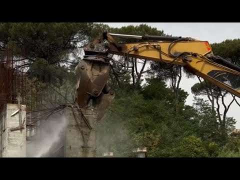Roma: abbattuto l’ecomostro nel parco di Colli d’Oro, al via i lavori per il