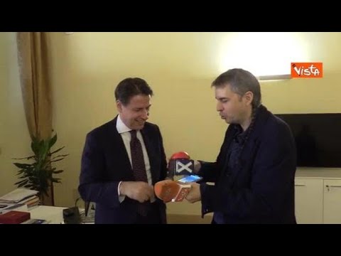 Gli “stop” di Giuseppe Conte, dal riarmo al gender gap