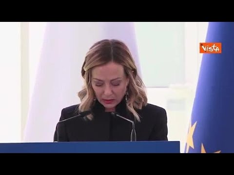 Meloni a Edi Rama: “Parla l’italiano meglio di me”