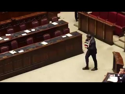 Rissa alla Camera, Iezzi: “Ho provato a dare un cazzotto ma non l’ho preso”