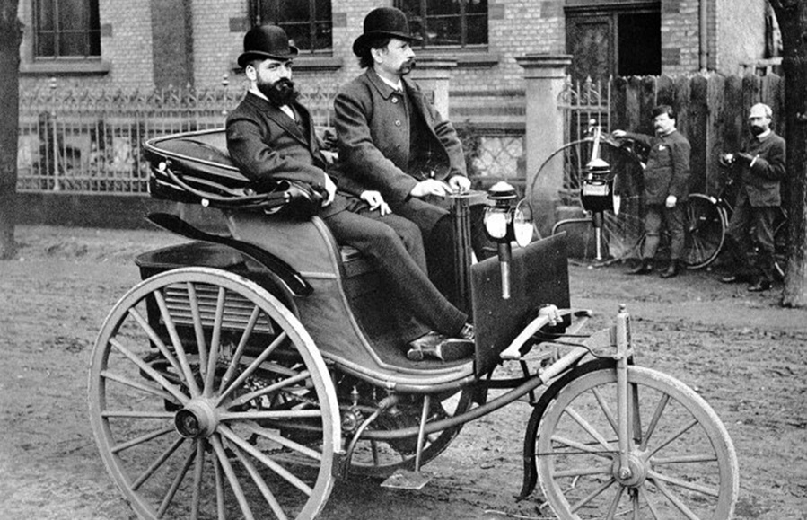 Il primo giro in automobile – La Sicilia borbonica – Jim Morrison e l’inquietante “Club 27”