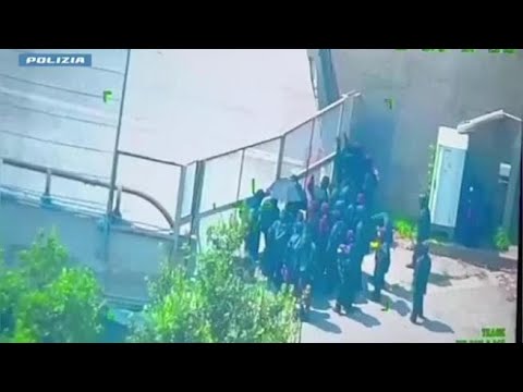 No Tav, Polizia diffonde video degli attacchi al cantiere di Chiomonte