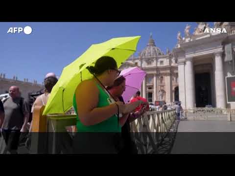 Il Papa: “Stop alla costruzione di armi che alimentano guerre”