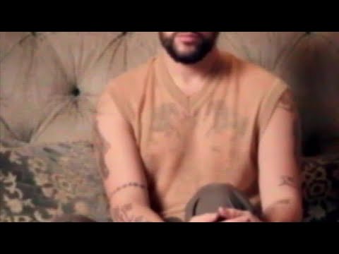 Bad Bunny racconta il suo primo ricordo di Vogue Italia