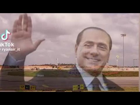 “Mi consenta l’atterraggio”: così Ryanair scherza sull’intitolazione di Malpensa a Berlusconi