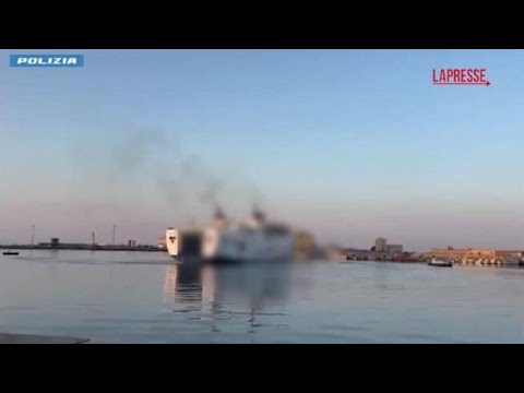 Agrigento, favoreggiamento immigrazione clandestina: fermati 2 scafisti
