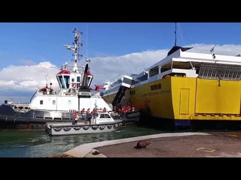 Piombino, l’evacuazione dei 300 passeggeri e personali dal traghetto dopo l’incendio