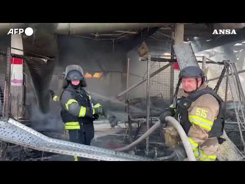 Ucraina, bombe russe su un supermercato nella citta’ di Kostyantynivka: morti e feriti