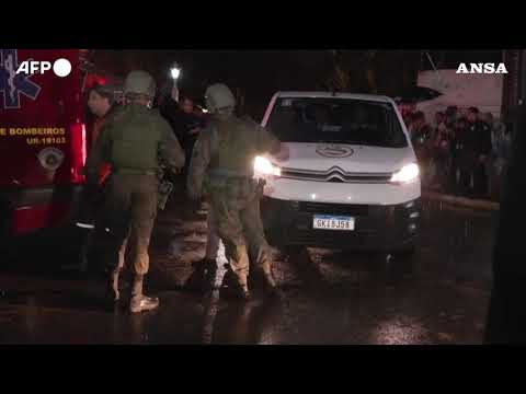 Aereo precipita in Brasile, soccorritori sul luogo dell’incidente