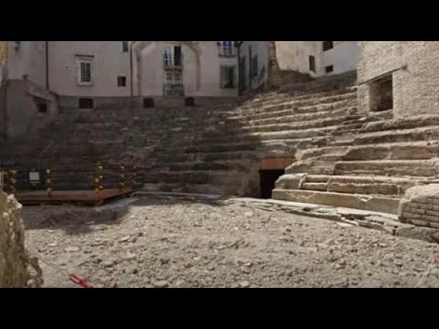 Il teatro antico Neapolis si apre alla città