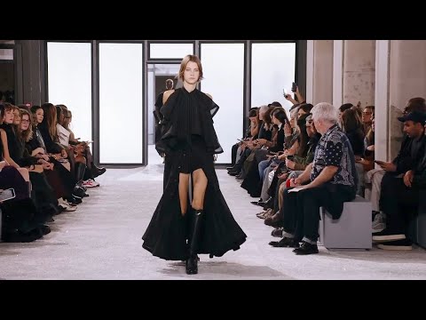 Sacai | Spring Summer 2025 | Paris Fashion Week