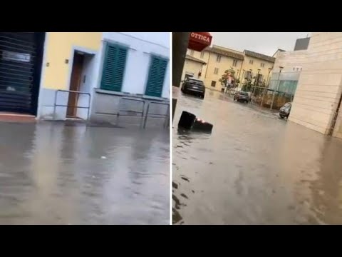 Maltempo in Toscana, strade allagate a Campi Bisenzio: il video